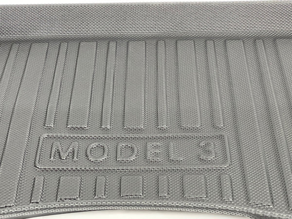 Tesla Model 3 small frunk måtte - beskyttelsesmåtte til alle slags vejr - stribe design - M3 2021 / 2022 / 2023