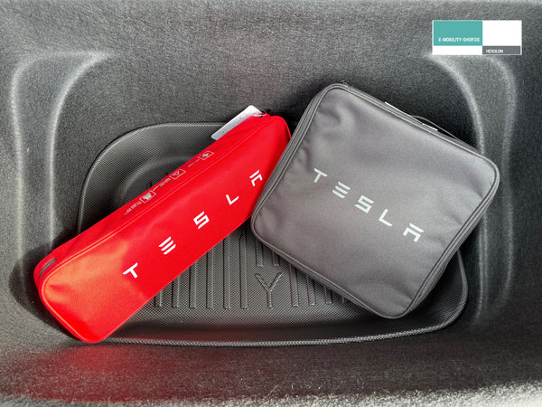 Tesla Model Y kabelrum beskyttelsesmåtte til al slags vejr - stribedesign - Værktøjskassemåtte
